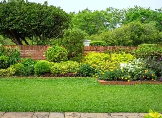 landscaping services Willowick